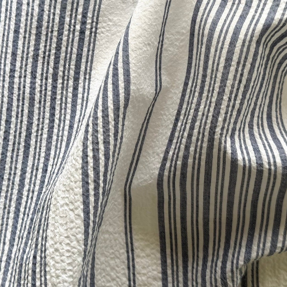 Denim & White Striped Stretch Crinkled Cotton (Made in Italy)