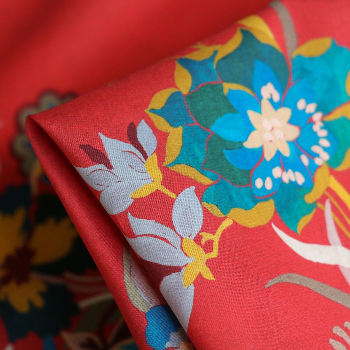 Kanazawa Lake Raspberry/Teal - Liberty Tana Lawn