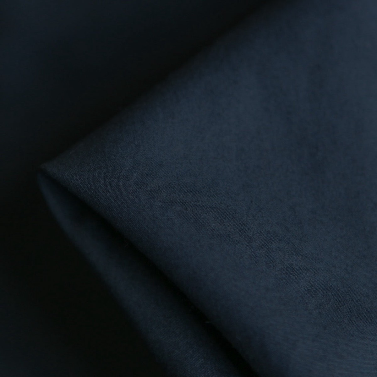 Uma Navy Poplin