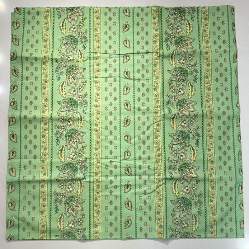 Le Cluny- Provence Lisa Pistchico Tablecloth ( 60"x 96")