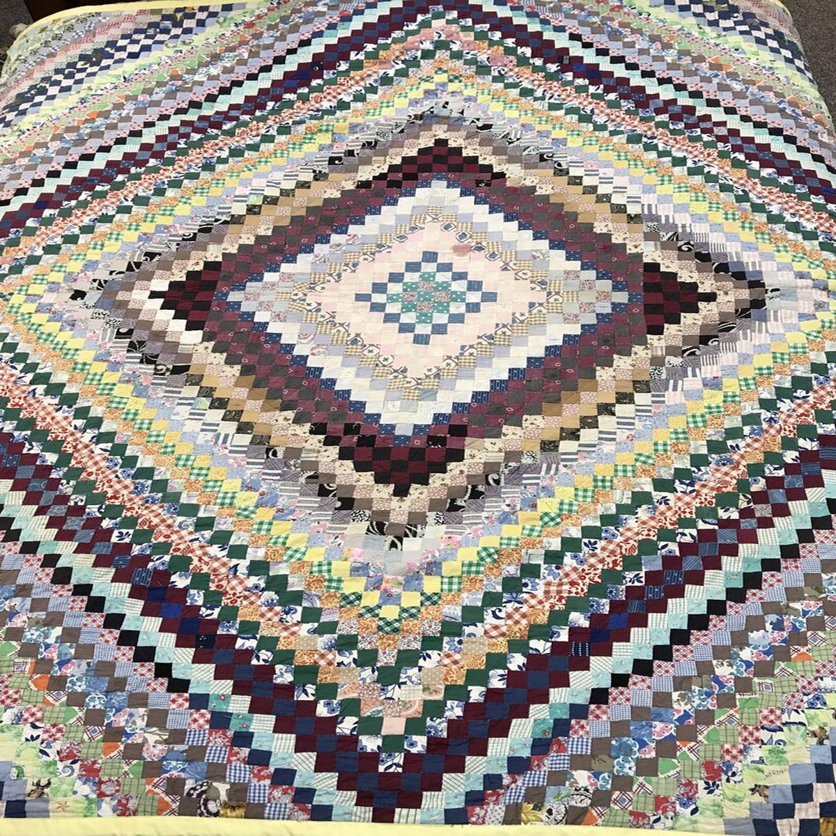 Vintage Handmade Colorful "Trip Around The World" Quilt