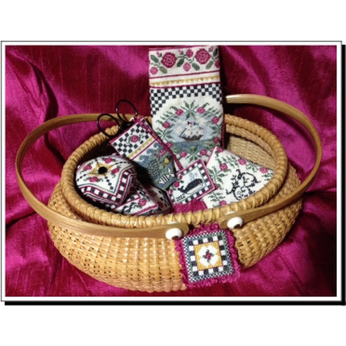 Heart's Ease Examplar Workes ~ Cottage By the Sea Sewing Set Pattern