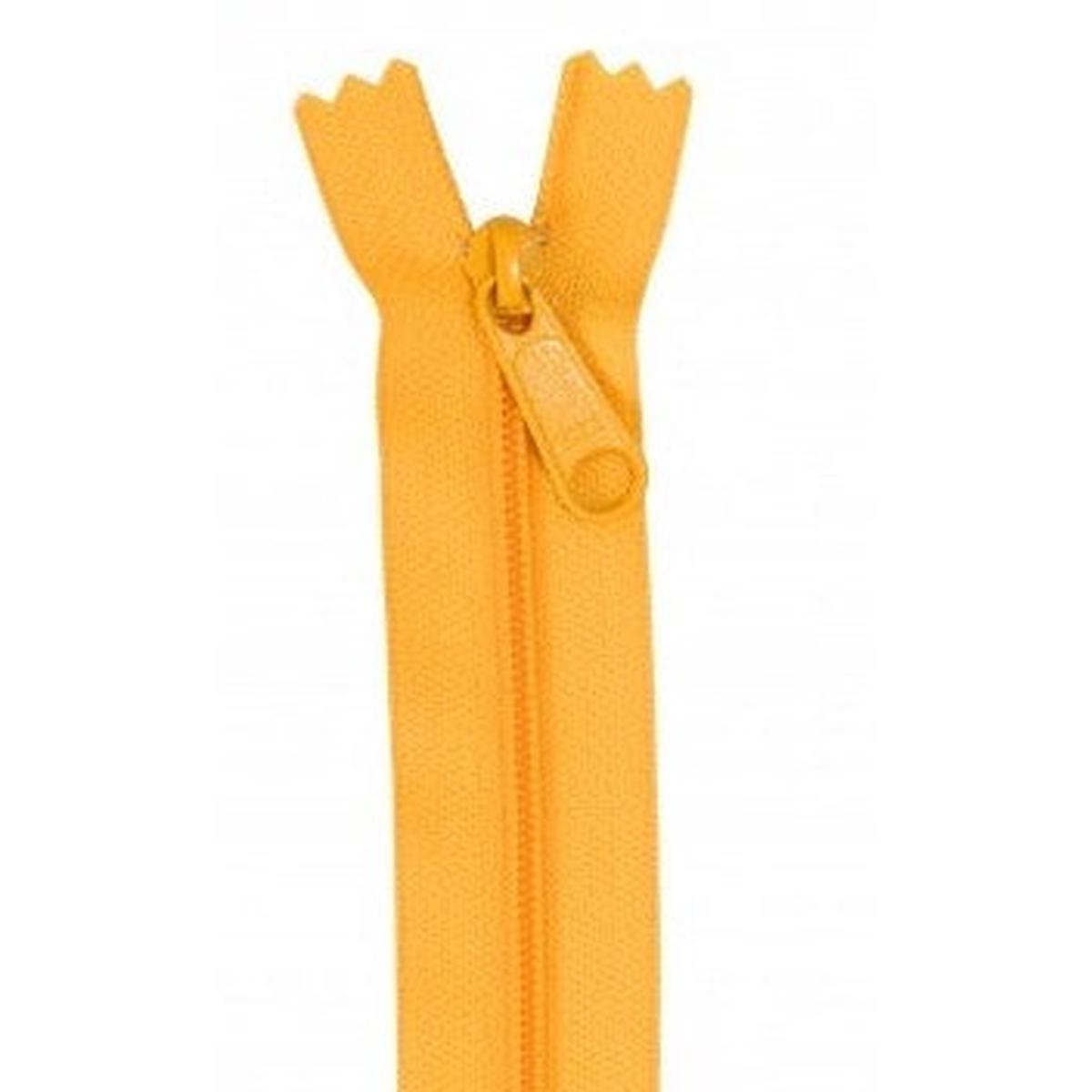 Buttercup 24" Zipper