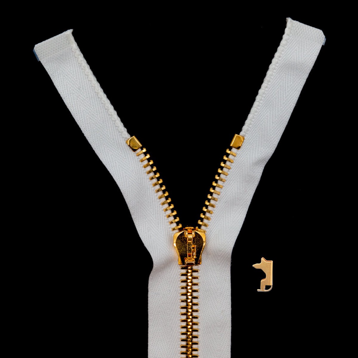 Mood Exclusive Italian Off-White and Gold T8 Open End Metal Zipper - 275