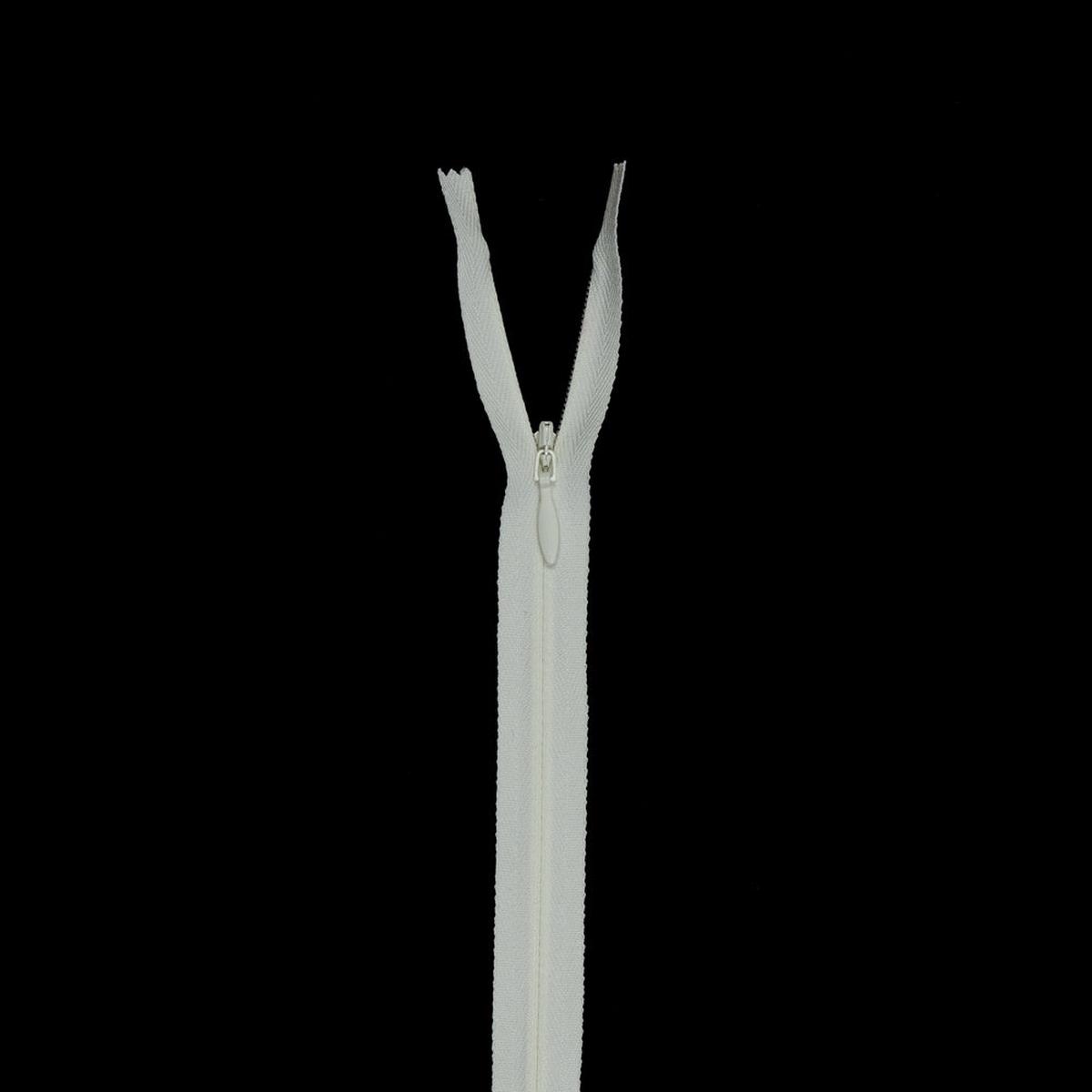 Invisible Zipper 9" by YKK - 502 Vanilla Ice