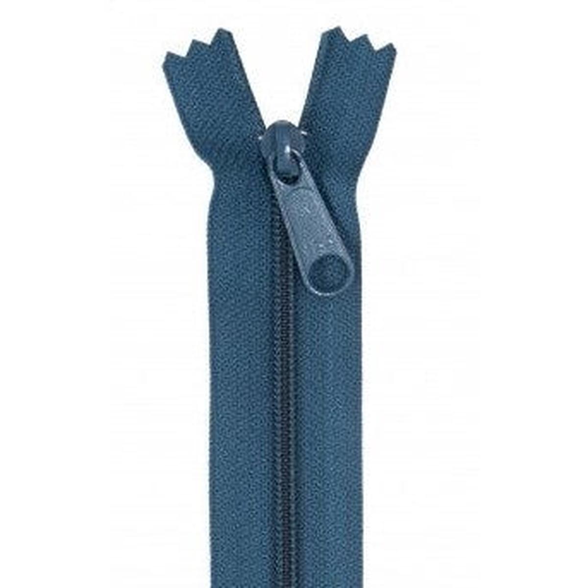 Twilight 24" Zipper