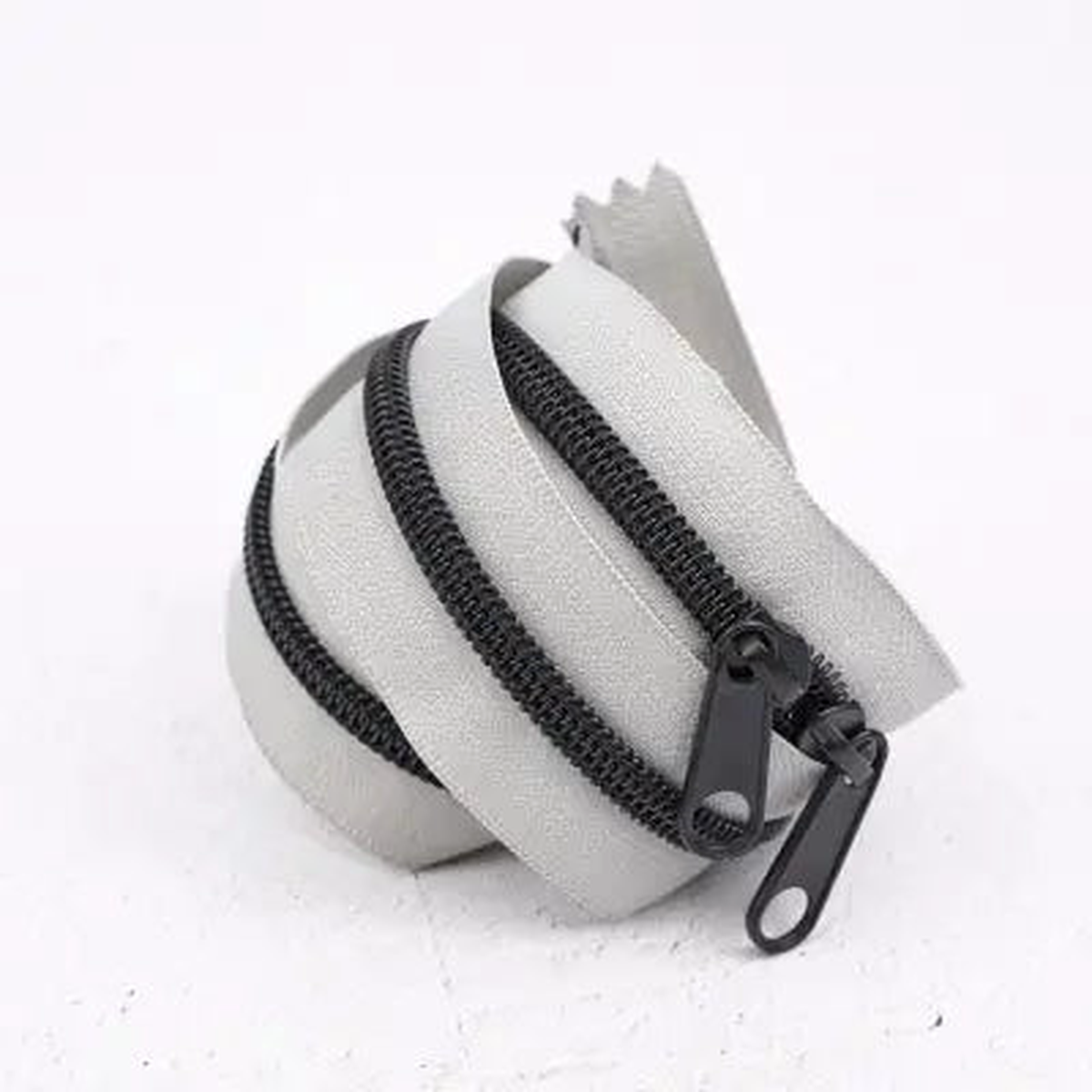 40in Handbag Zipper Smoke
