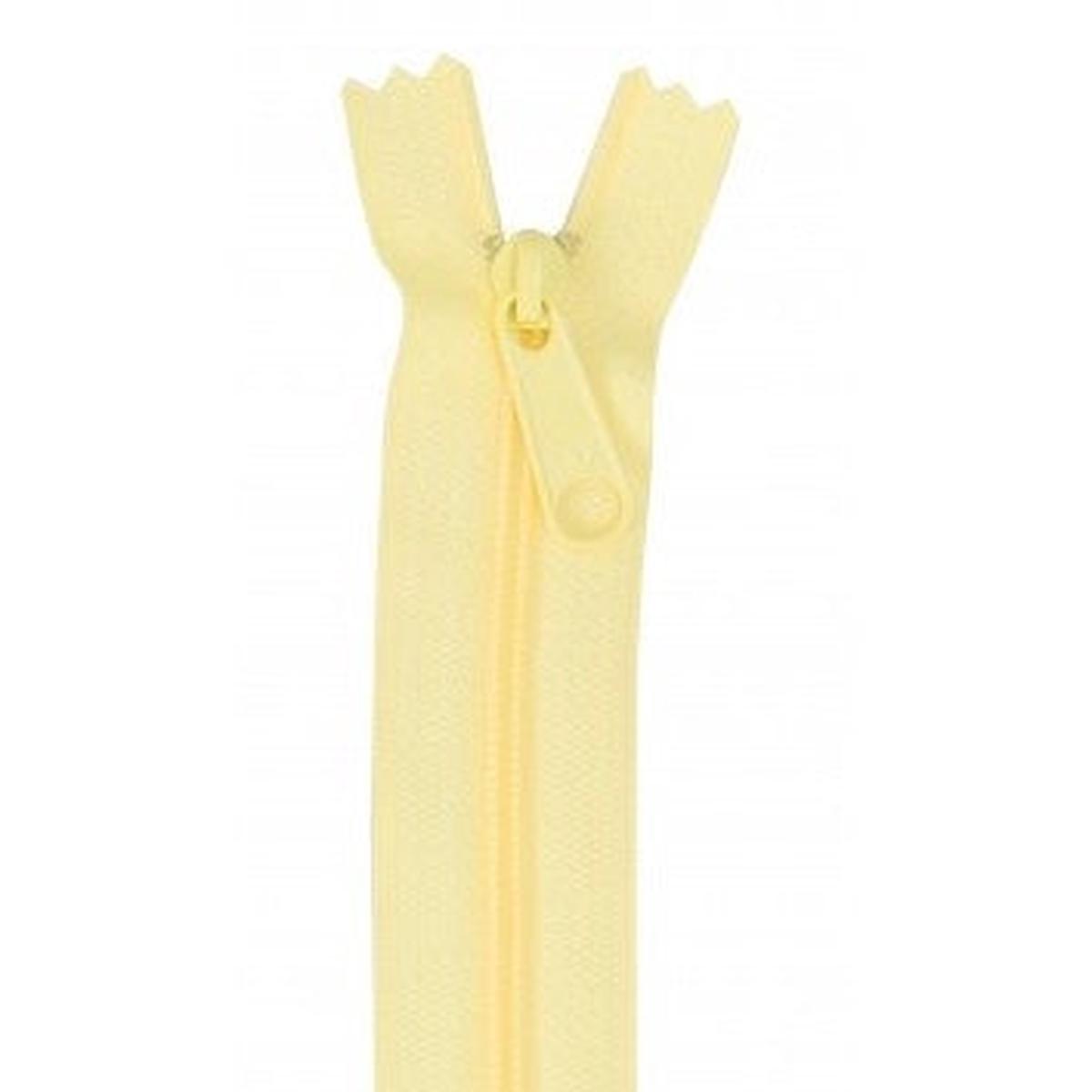 Butter Cream 24" Zipper