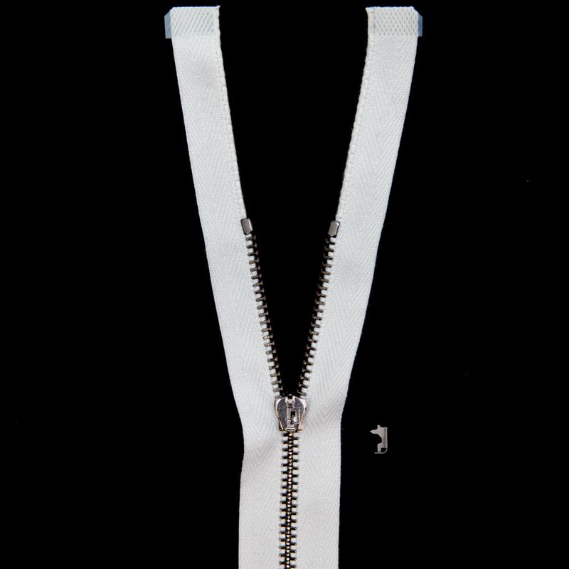 Mood Exclusive Italian White and Gunmetal T3 Open End Metal Zipper - 27.5"