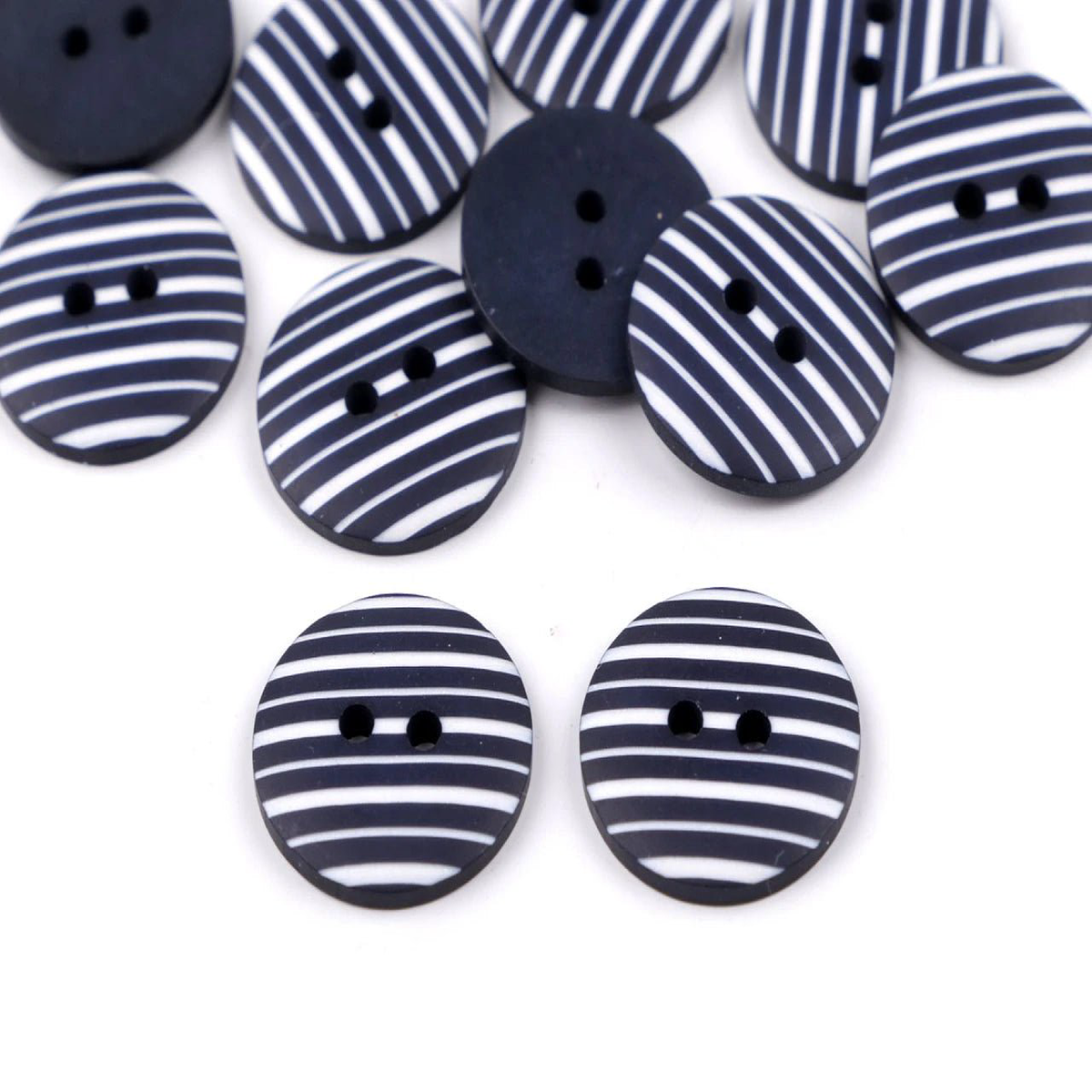 Plastic buttons 18 mm - blue striped