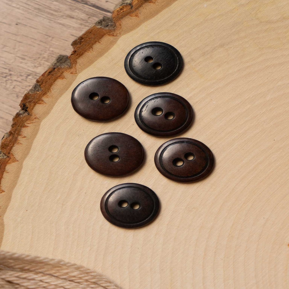 Midnight 20mm Wooden Button