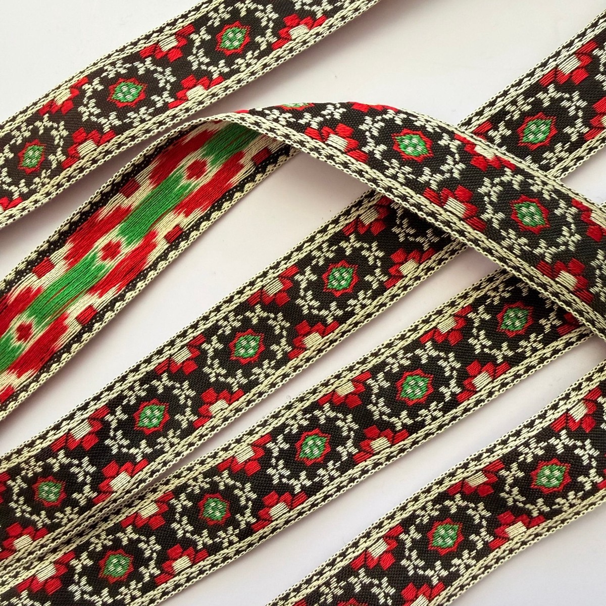 Vintage Noel Jacquard