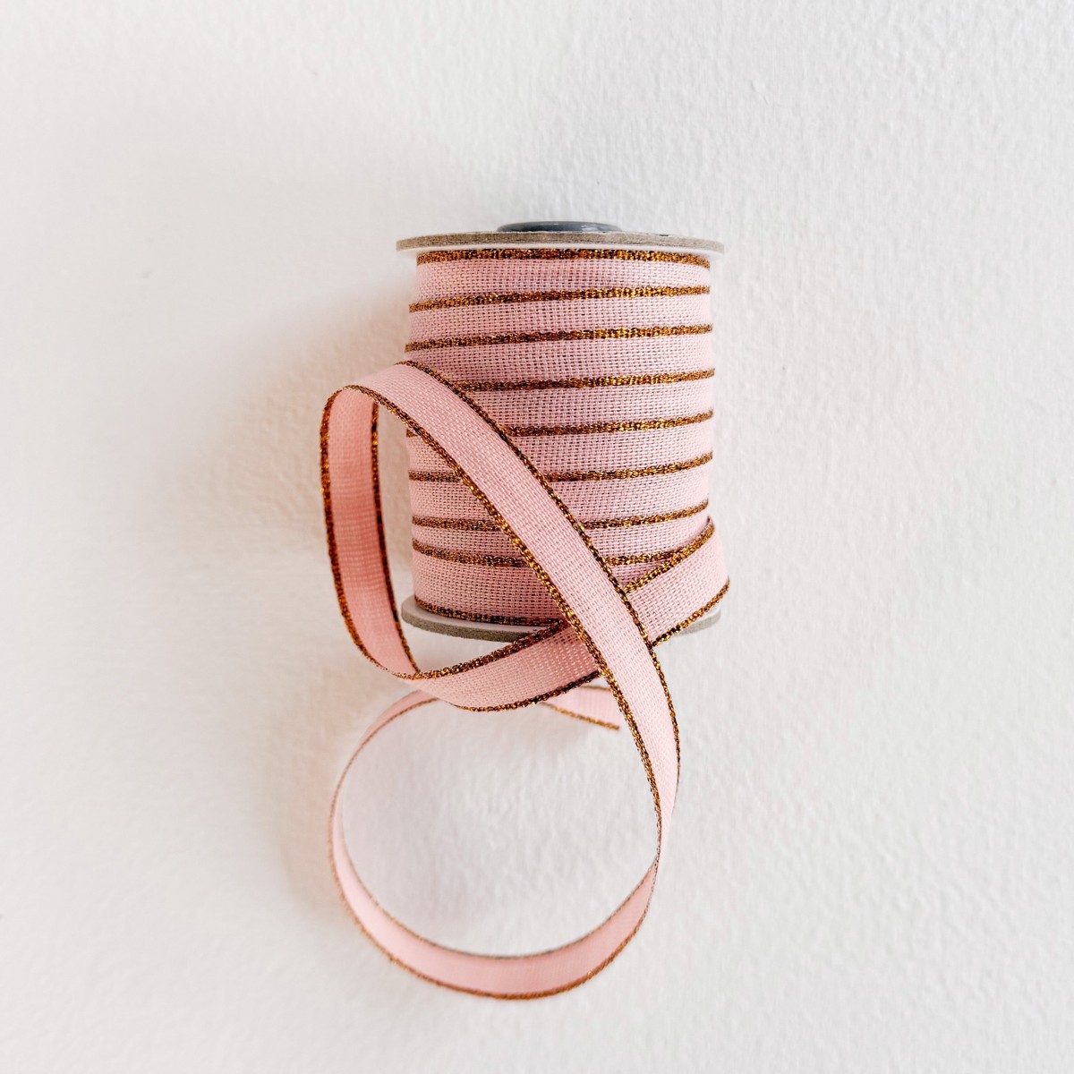 Metallic Drittofilo Ribbon Petal Amber