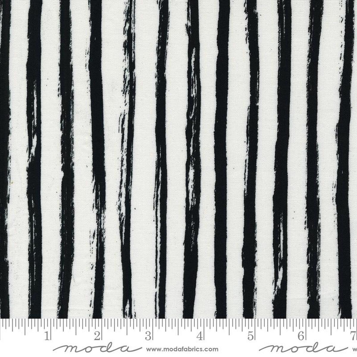 Painted Stripes in White Playgrounds (14 yard)