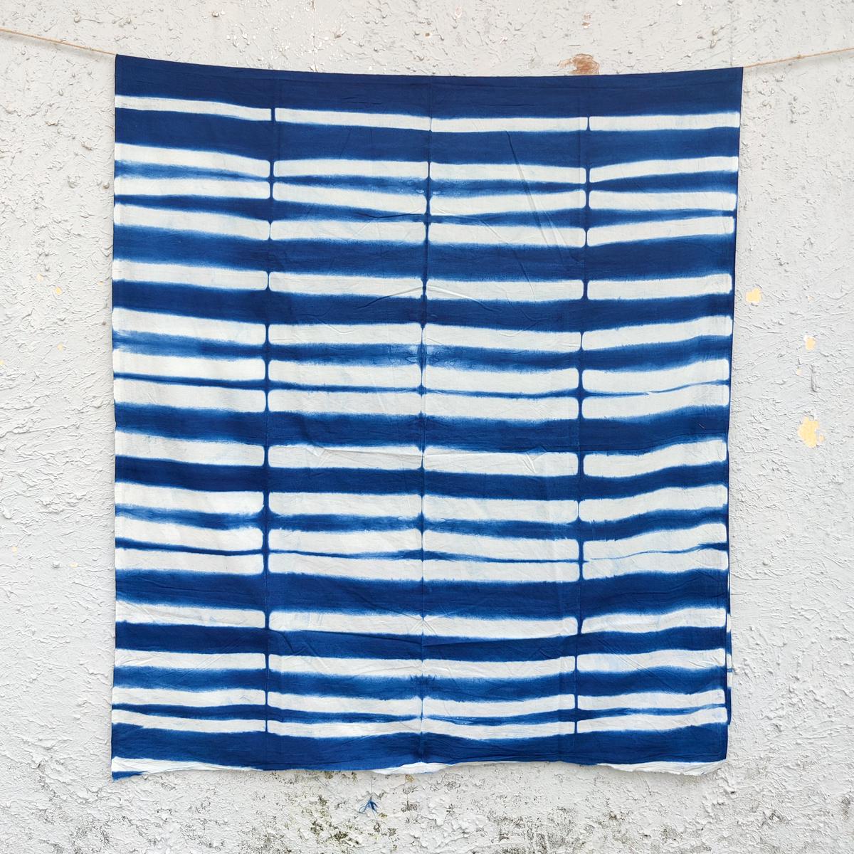 ( 2.5 Meter Fabric ) Pure Cotton Ink Big Stripes Hand Tie And Dyed Fabric