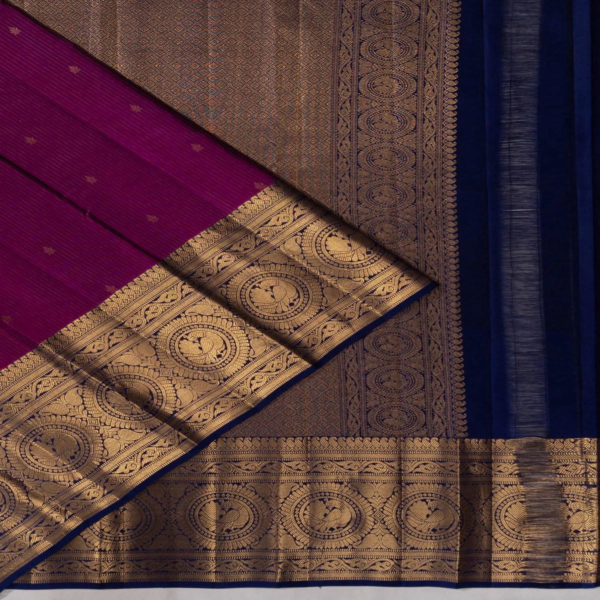 Kanchipuram Silk Lines And Butta Violet Saree