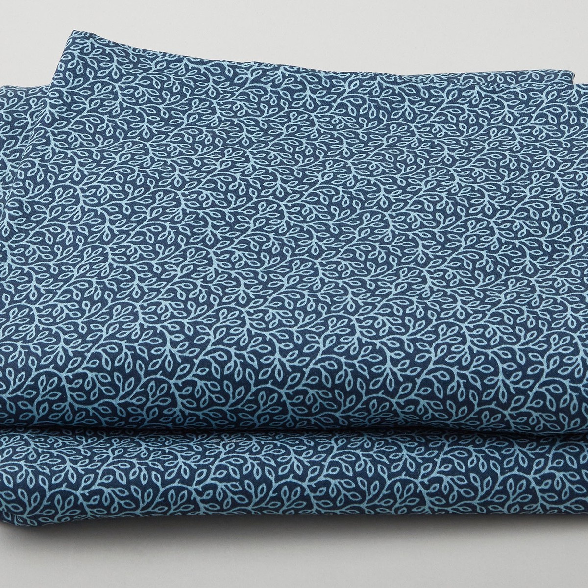 Jeanette - Navy 108" 3 Yard Cut