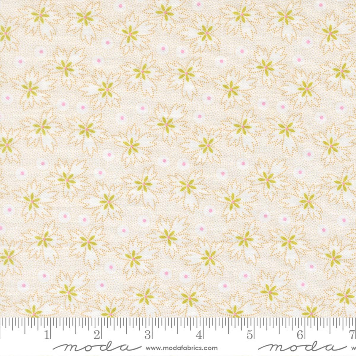Summer's End Quilt Fabric - Geranium Leaves in Almond Pie Tan - 35432 25