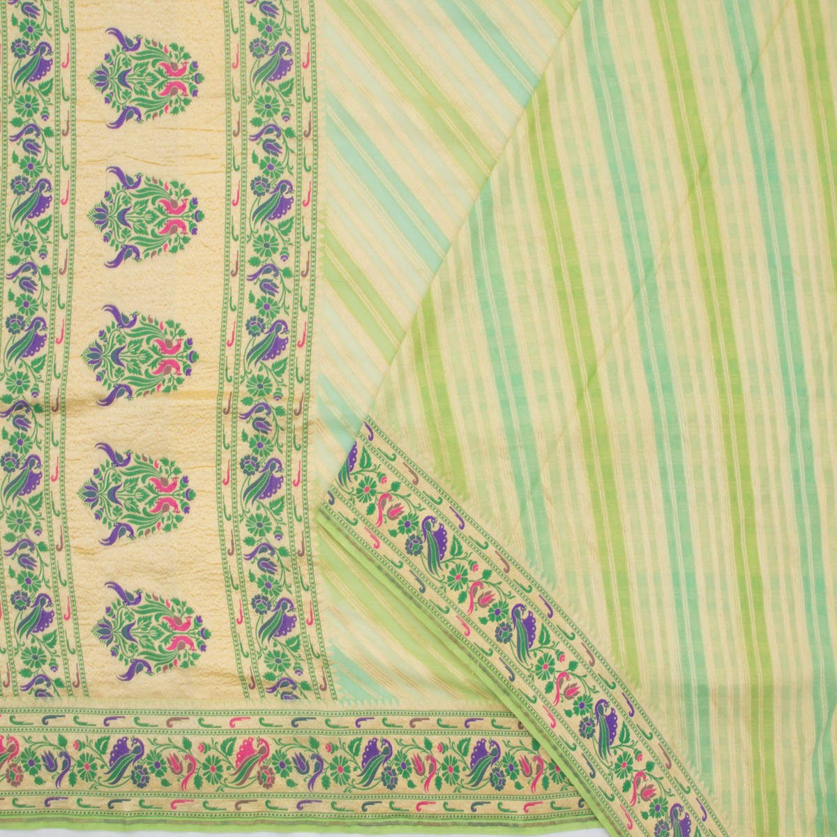 Banarasi Georgette Lines Pastel Green Saree