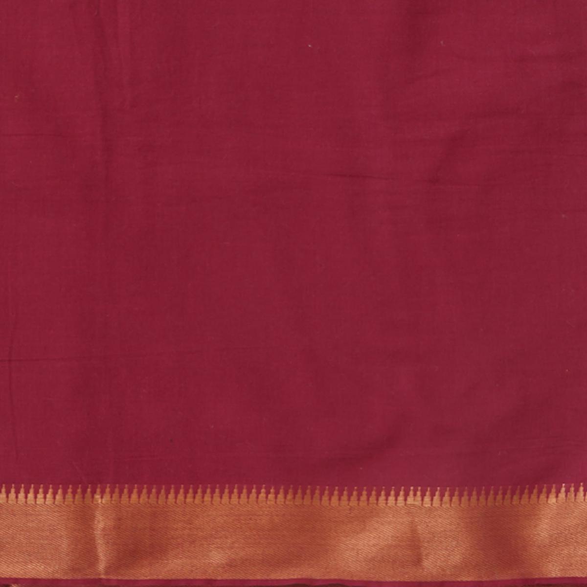 Pure Cotton Handloom Plain Red With Golden Temple Border Woven Fabric
