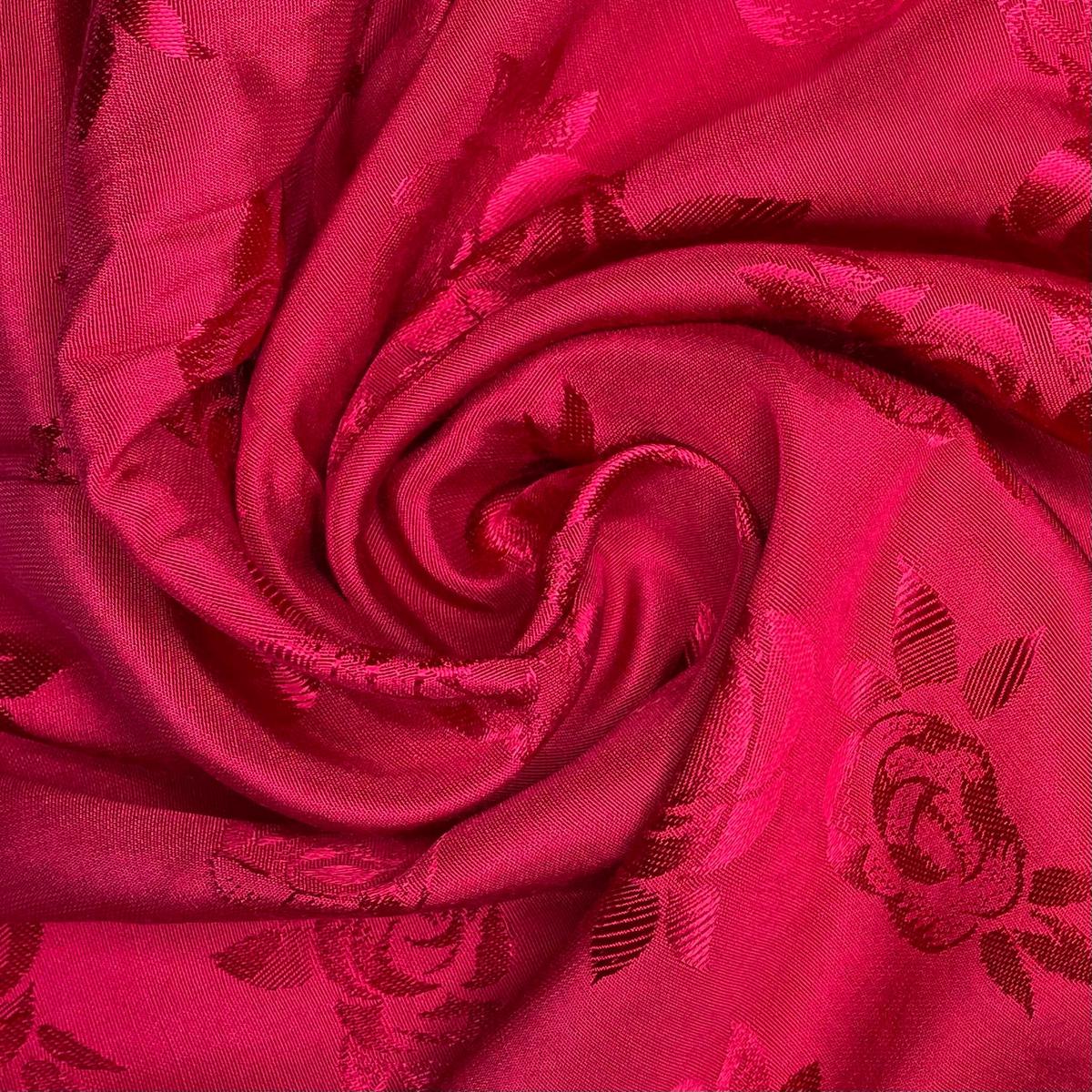 Rose Water Tea - Poly Woven - Red Floral - 2.25M Bundle