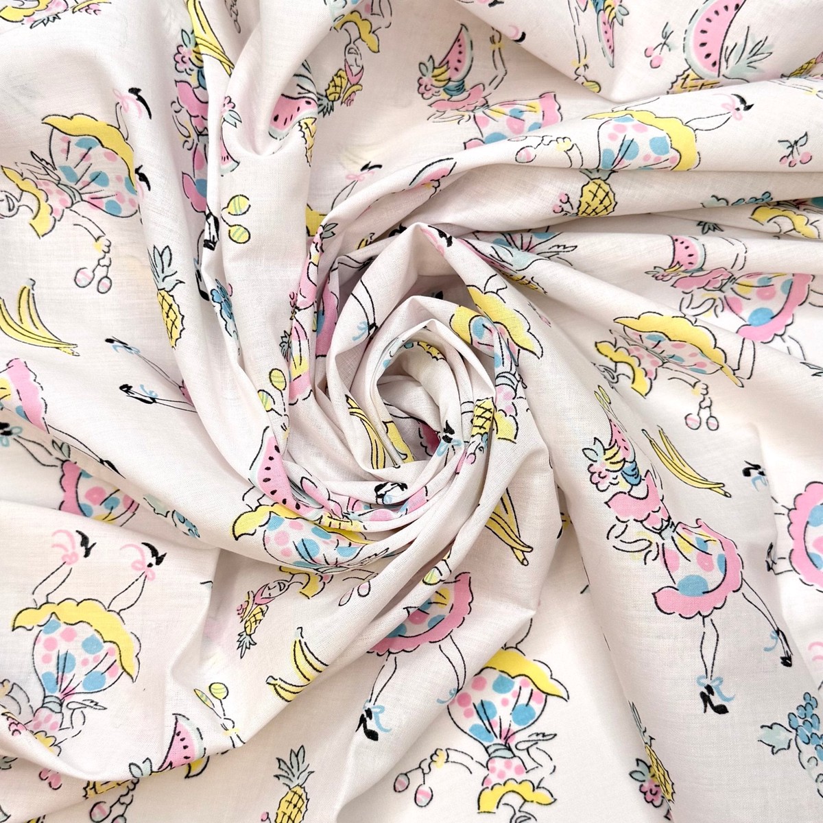 How It Feels To Finish A Quilt - Vintage Cotton Woven - White Multi Dancing Women And Fruit - 3M Bundle